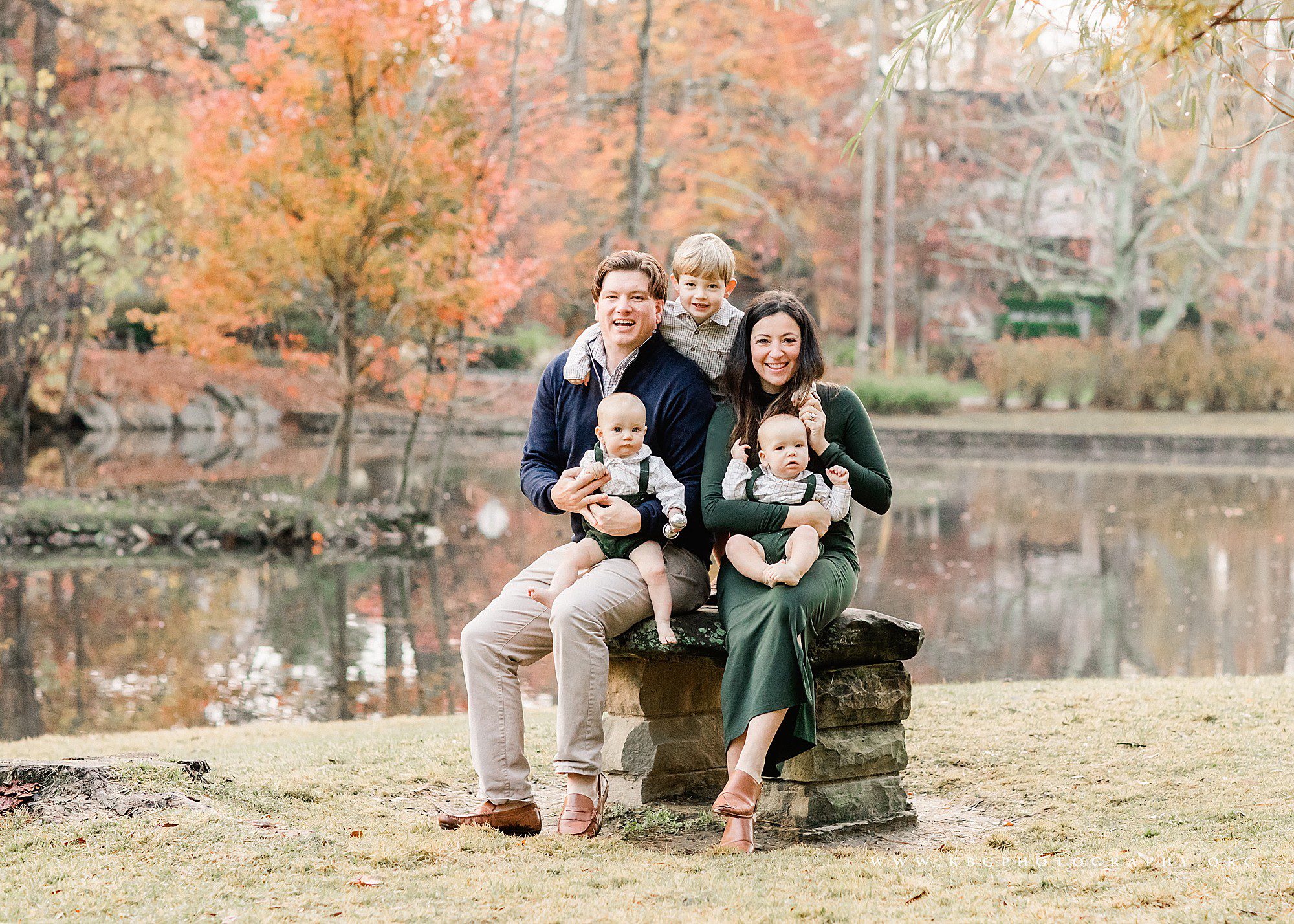 atlanta family photographer - family of five posing at the Duck Pond