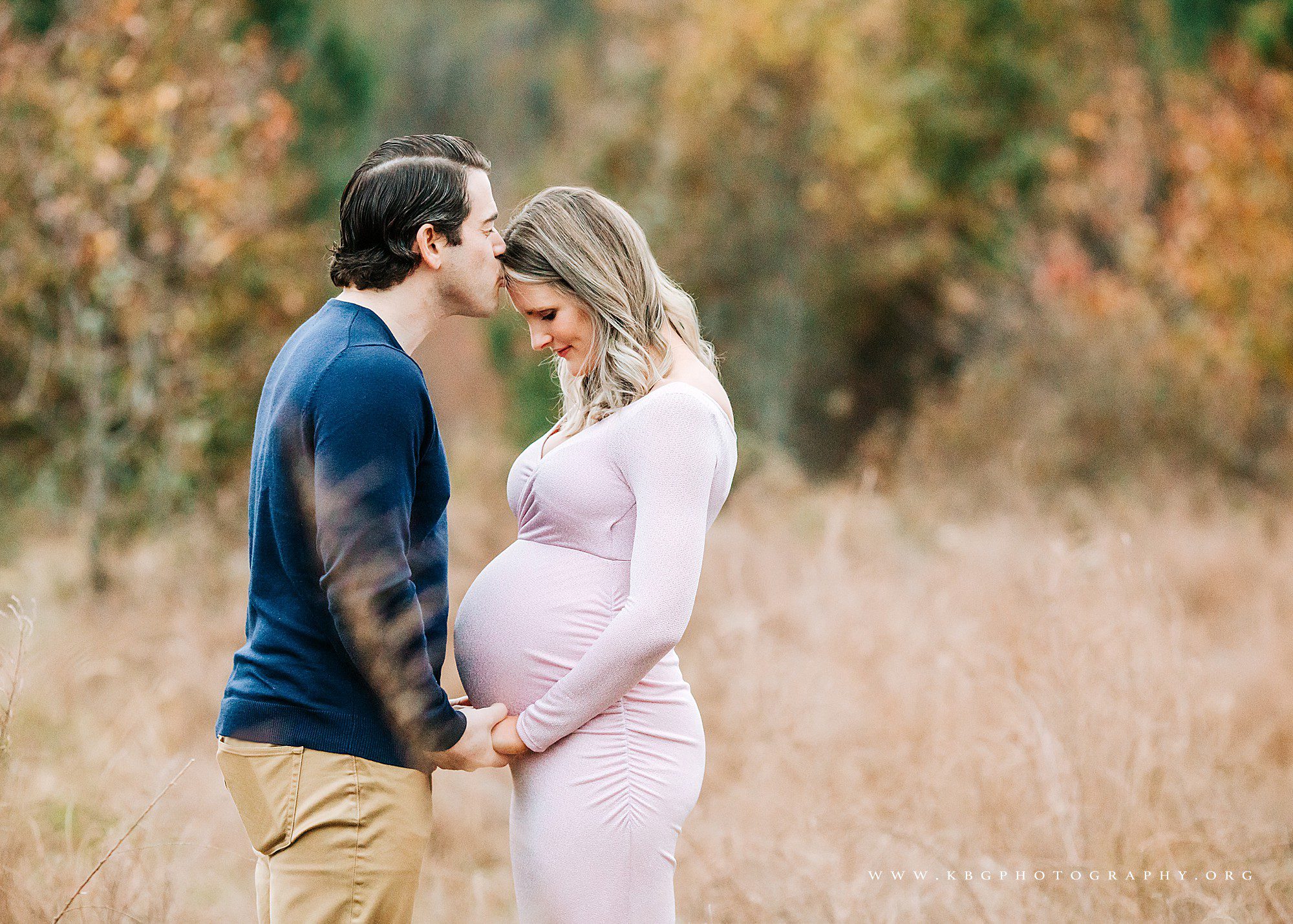 atlanta maternity photographer -husband and expecting wife