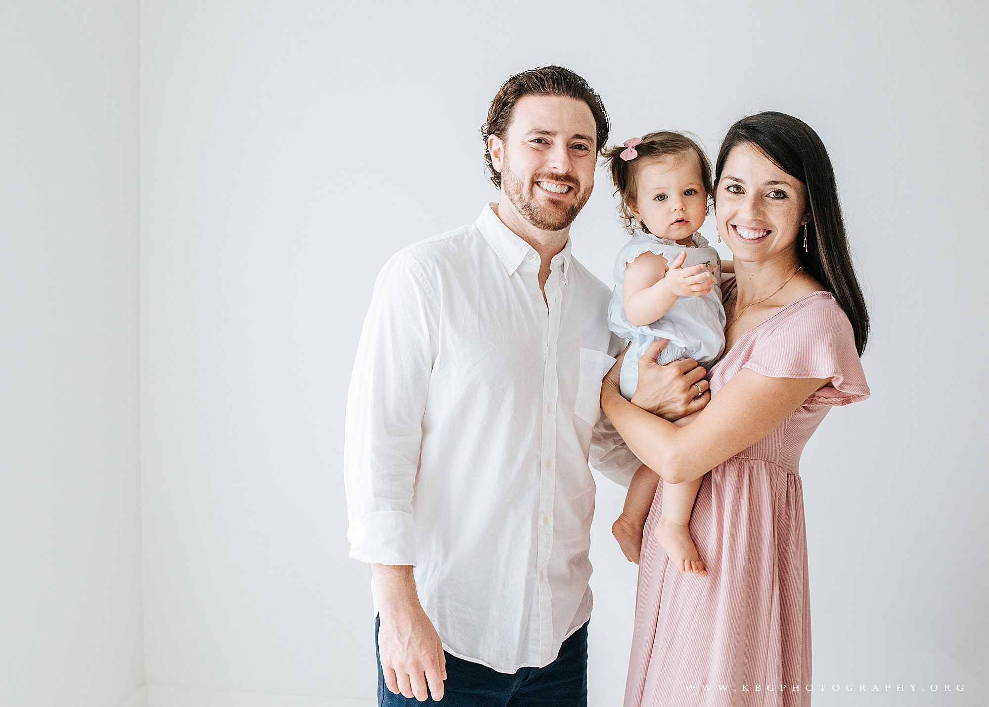 mom and dad with baby girl - atlanta baby photographer