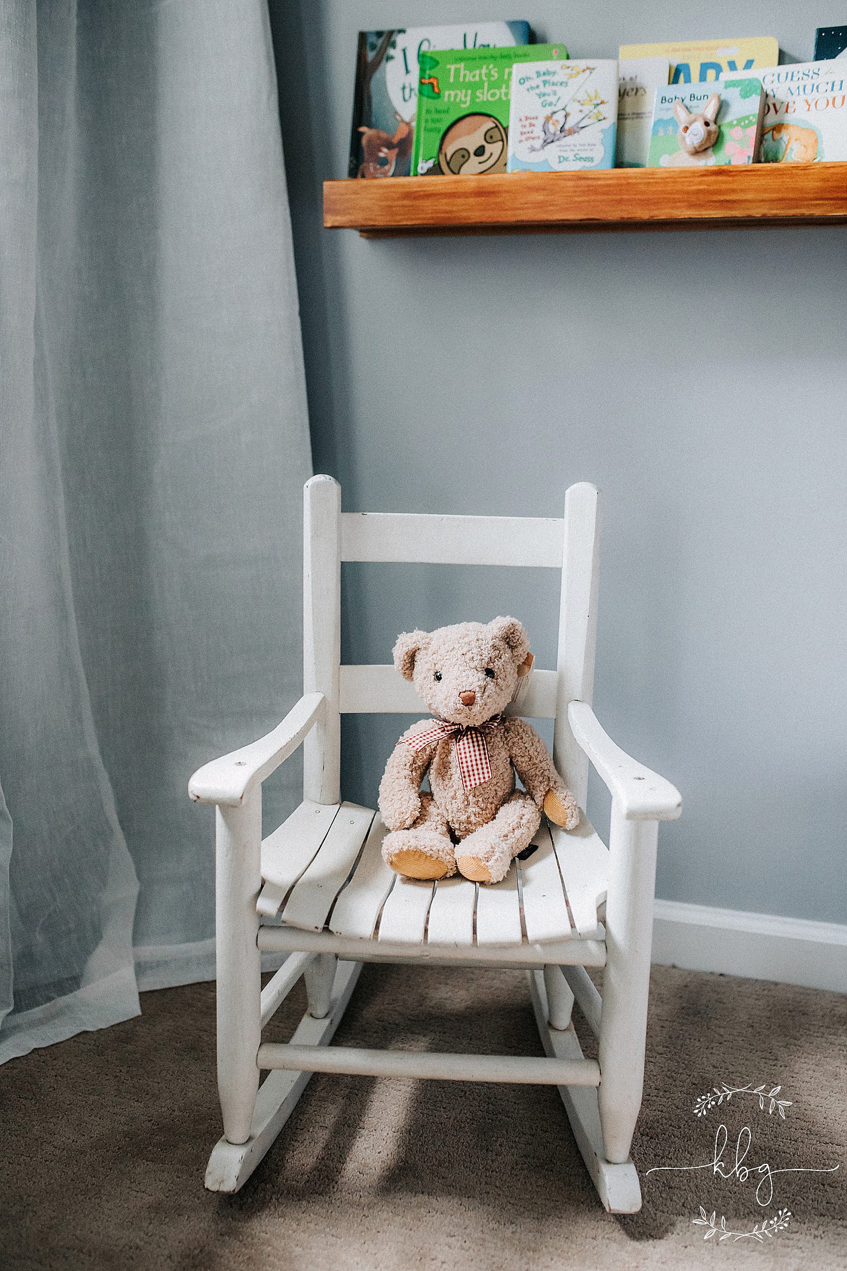 heirloom rocking chair and stuffed bear - marietta baby photographer